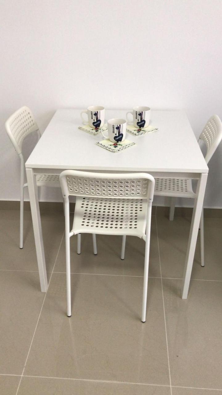Isramax Apartment Near The Beach. Bat Yam Exterior photo