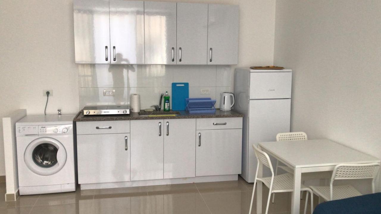 Isramax Apartment Near The Beach. Bat Yam Exterior photo